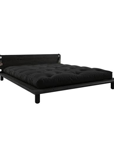 Čierna dvojlôžková posteľ z masívneho dreva s čelom, lampičkami a čiernym matracom Comfort Karup Design Peek, 160 x 200 cm